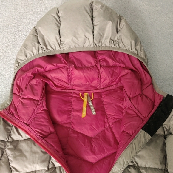 *SOLD* LOLÉ puffer jacket - Picture 4 of 5